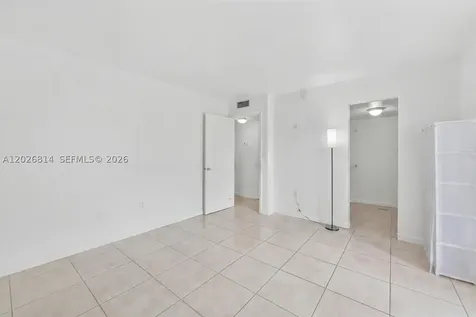 9445 SW 76th Street Miami FL 33173