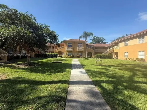 4807 Via Palm Lakes West Palm Beach FL 33417