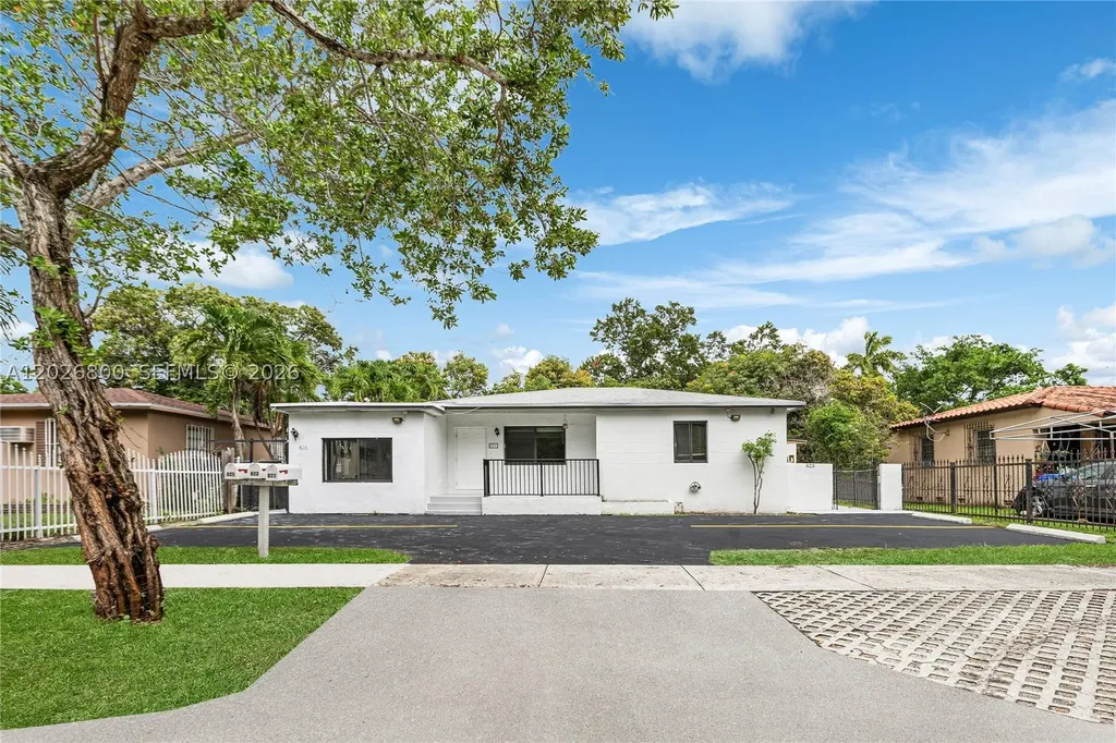 821 NW 36th Avenue Miami FL 33125