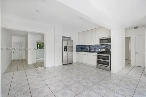 821 NW 36th Avenue Miami FL 33125