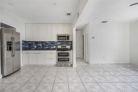 821 NW 36th Avenue Miami FL 33125