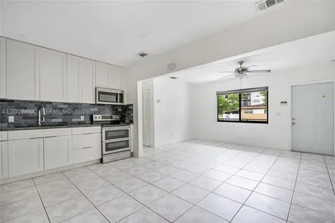 821 NW 36th Avenue Miami FL 33125