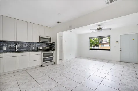 821 NW 36th Avenue Miami FL 33125