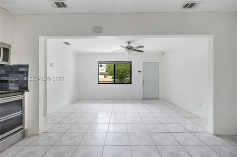 821 NW 36th Avenue Miami FL 33125