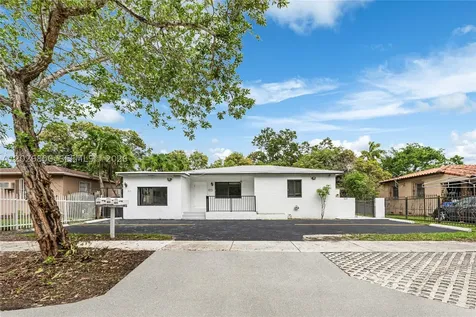 821 NW 36th Avenue Miami FL 33125