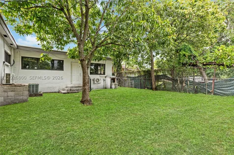 821 NW 36th Avenue Miami FL 33125
