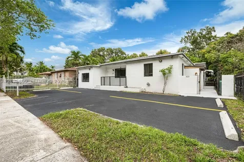 821 NW 36th Avenue Miami FL 33125