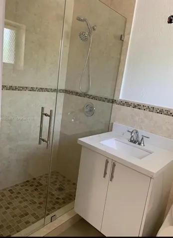6498 Collins Avenue Miami Beach FL 33141