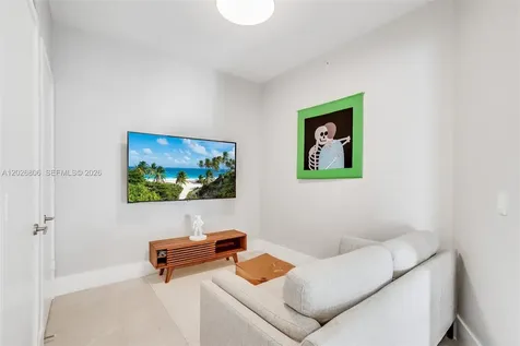 2900 NE 7th Avenue Miami FL 33137