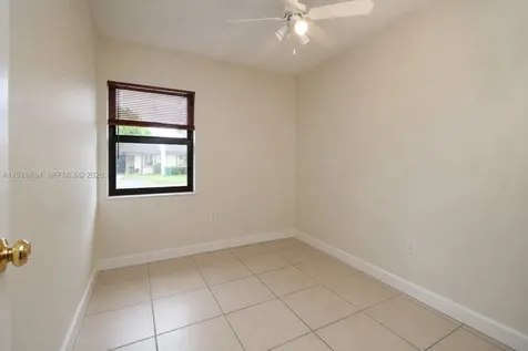 5103 SW 138th Ave Circle Miami FL 33175