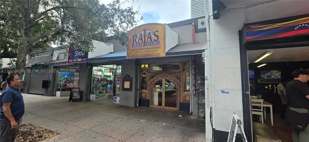 33 NE 2nd Avenue Miami FL 33131