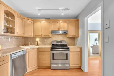 2750 NE 183rd Street Aventura FL 33160