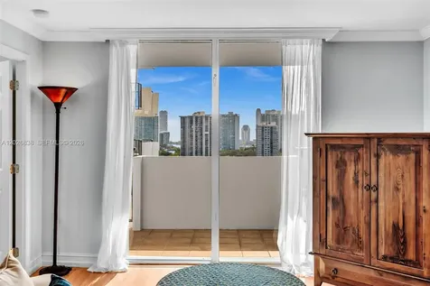 2750 NE 183rd Street Aventura FL 33160