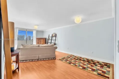 2750 NE 183rd Street Aventura FL 33160