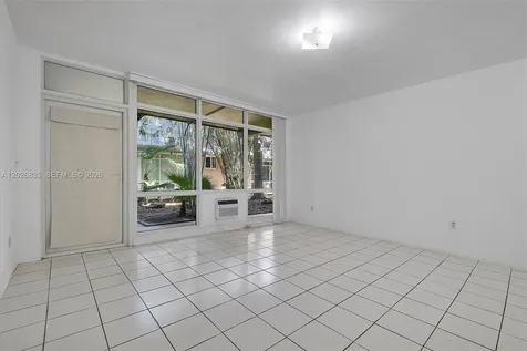 1850 Meridian Avenue Miami Beach FL 33139