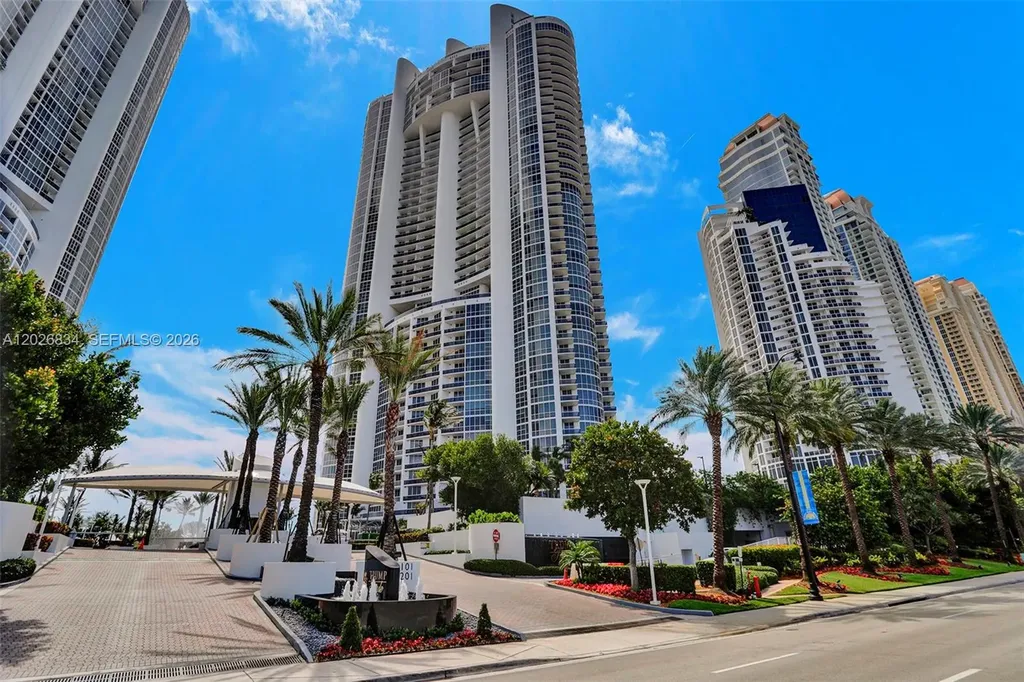18201 Collins Avenue Sunny Isles Beach FL 33160