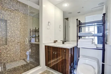 18201 Collins Avenue Sunny Isles Beach FL 33160