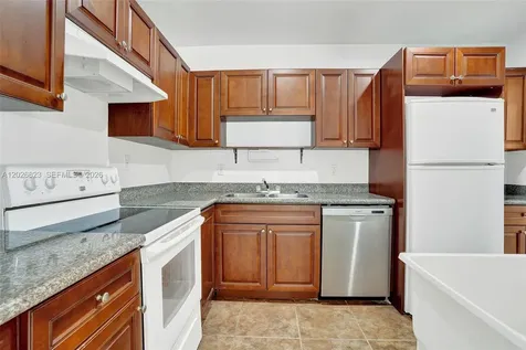 5985 SW 41st Street Miami FL 33155
