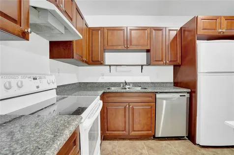5985 SW 41st Street Miami FL 33155
