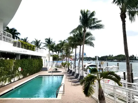 6580 Indian Creek Drive Miami Beach FL 33141