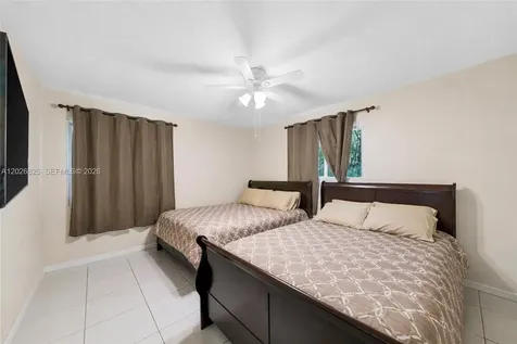 840 NW 4th Street Miami FL 33128
