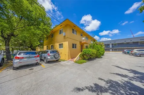 840 NW 4th Street Miami FL 33128