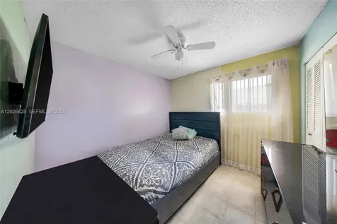 840 NW 4th Street Miami FL 33128