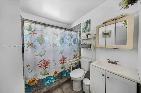 840 NW 4th Street Miami FL 33128