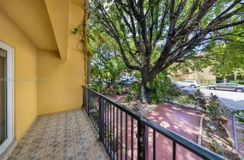 840 NW 4th Street Miami FL 33128
