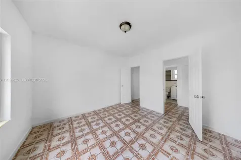 840 NW 4th Street Miami FL 33128