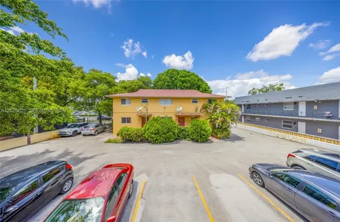 840 NW 4th Street Miami FL 33128