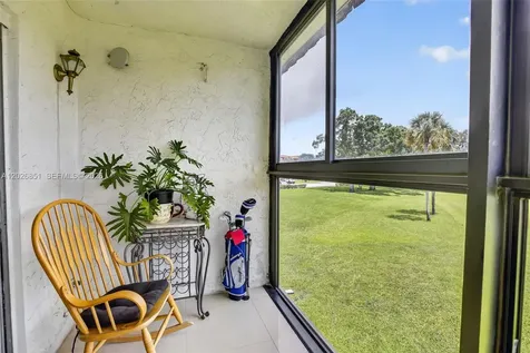 8941 S Hollybrook Boulevard Pembroke Pines FL 33025