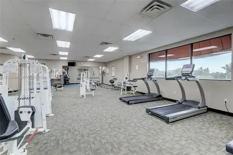 8941 S Hollybrook Boulevard Pembroke Pines FL 33025