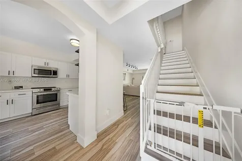 8942 W Flagler Street Miami FL 33174