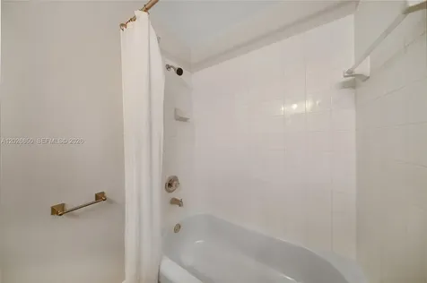 8942 W Flagler Street Miami FL 33174