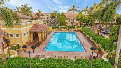 8942 W Flagler Street Miami FL 33174