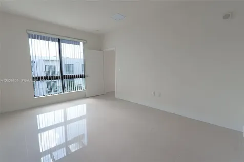 4745 NW 84th Court Doral FL 33166