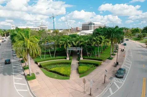 4745 NW 84th Court Doral FL 33166
