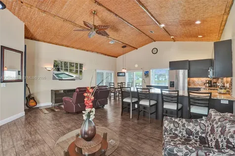 10639 Lago Welleby Drive Sunrise FL 33351