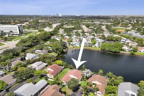 10639 Lago Welleby Drive Sunrise FL 33351