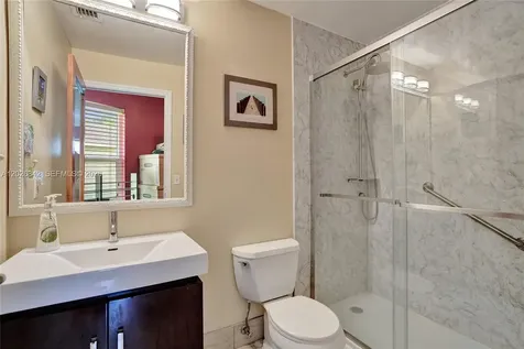 10639 Lago Welleby Drive Sunrise FL 33351