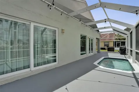10639 Lago Welleby Drive Sunrise FL 33351