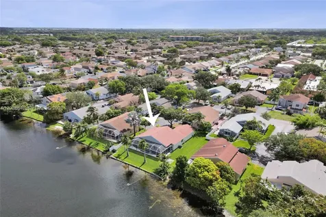10639 Lago Welleby Drive Sunrise FL 33351