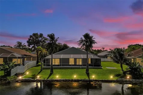 10639 Lago Welleby Drive Sunrise FL 33351