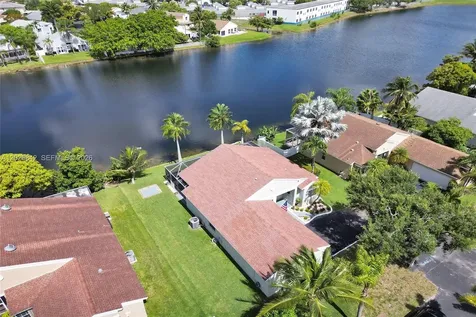 10639 Lago Welleby Drive Sunrise FL 33351