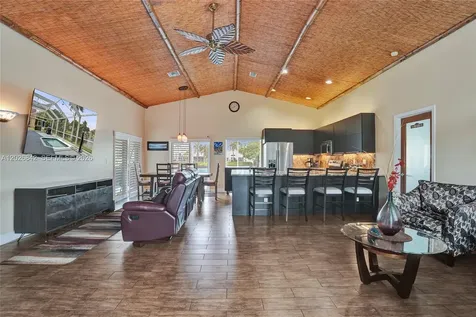 10639 Lago Welleby Drive Sunrise FL 33351
