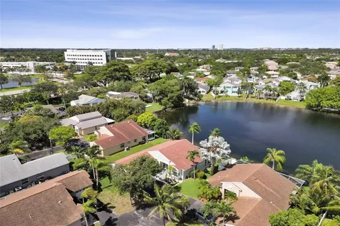 10639 Lago Welleby Drive Sunrise FL 33351
