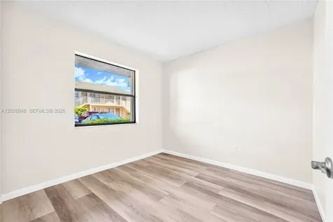 7668 SW 152nd Avenue Miami FL 33193
