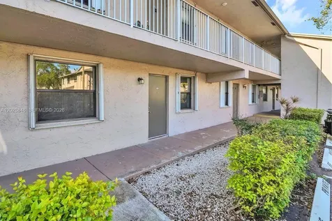 7668 SW 152nd Avenue Miami FL 33193