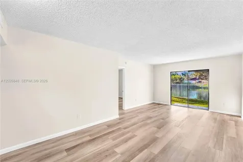 7668 SW 152nd Avenue Miami FL 33193